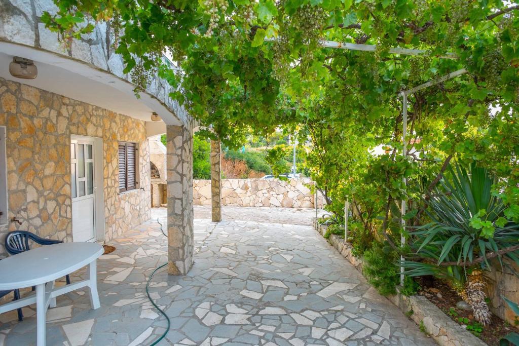 Silver Beach Apartments Вис Екстериор снимка